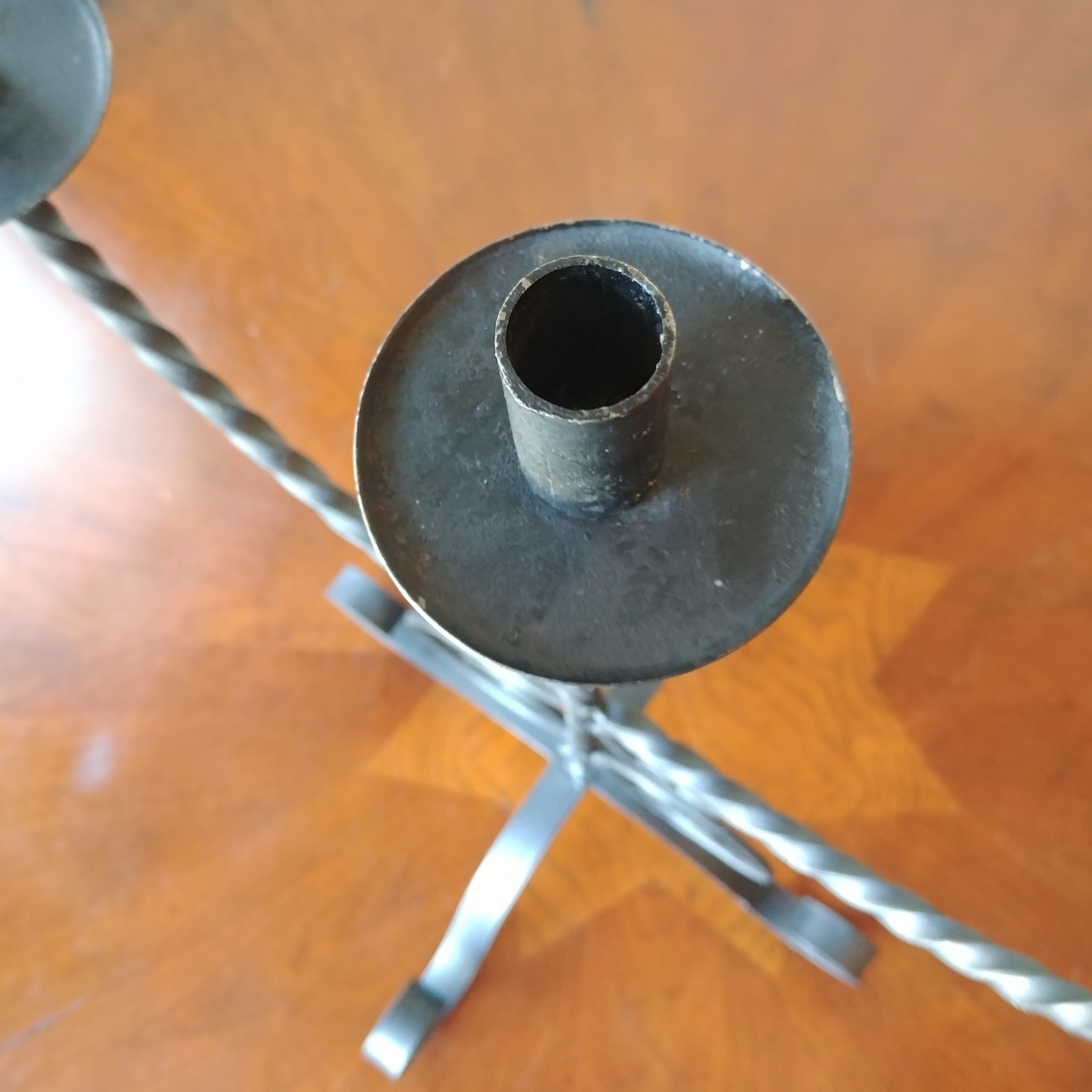 VINTAGE BLACK WROUGHT IRON 3 TIER CANDELABRA TAPER CANDLE HOLDER / STICK