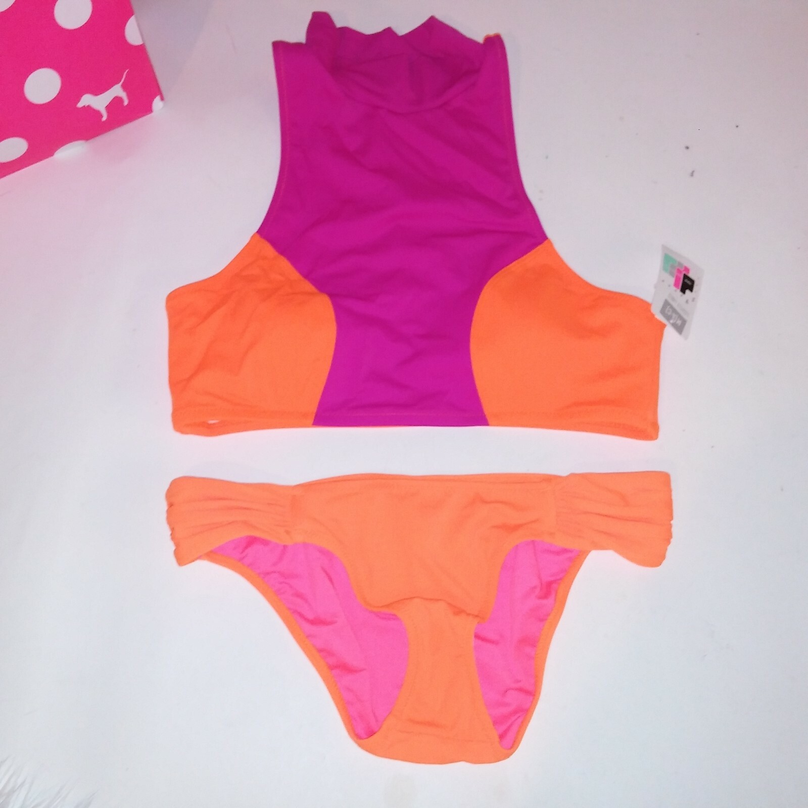 新品未使用 victoria's secret swim 水着 NEW Victorias Secret Swimsuit Set 38C/XL Malibu Halter Top