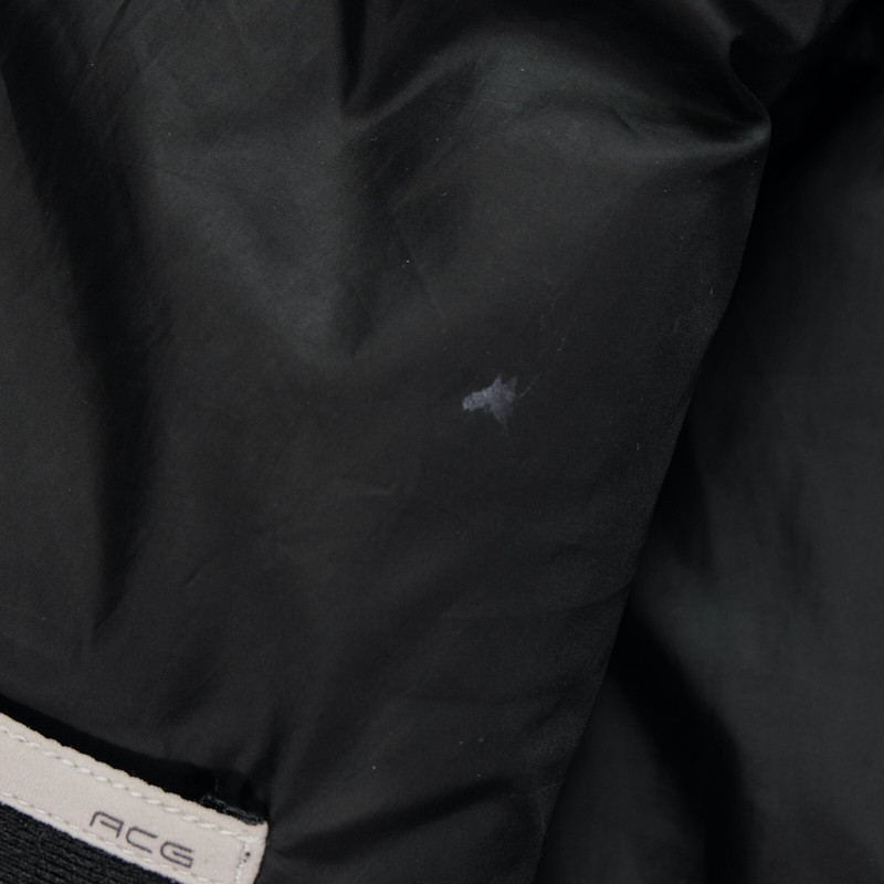 Rare Vintage NIKE ACG Spell Out Triangle 3 Layer Down Puffer Rare Vintage NIKE ACG Spell Out Triangle 3 Layer Down Puffer
