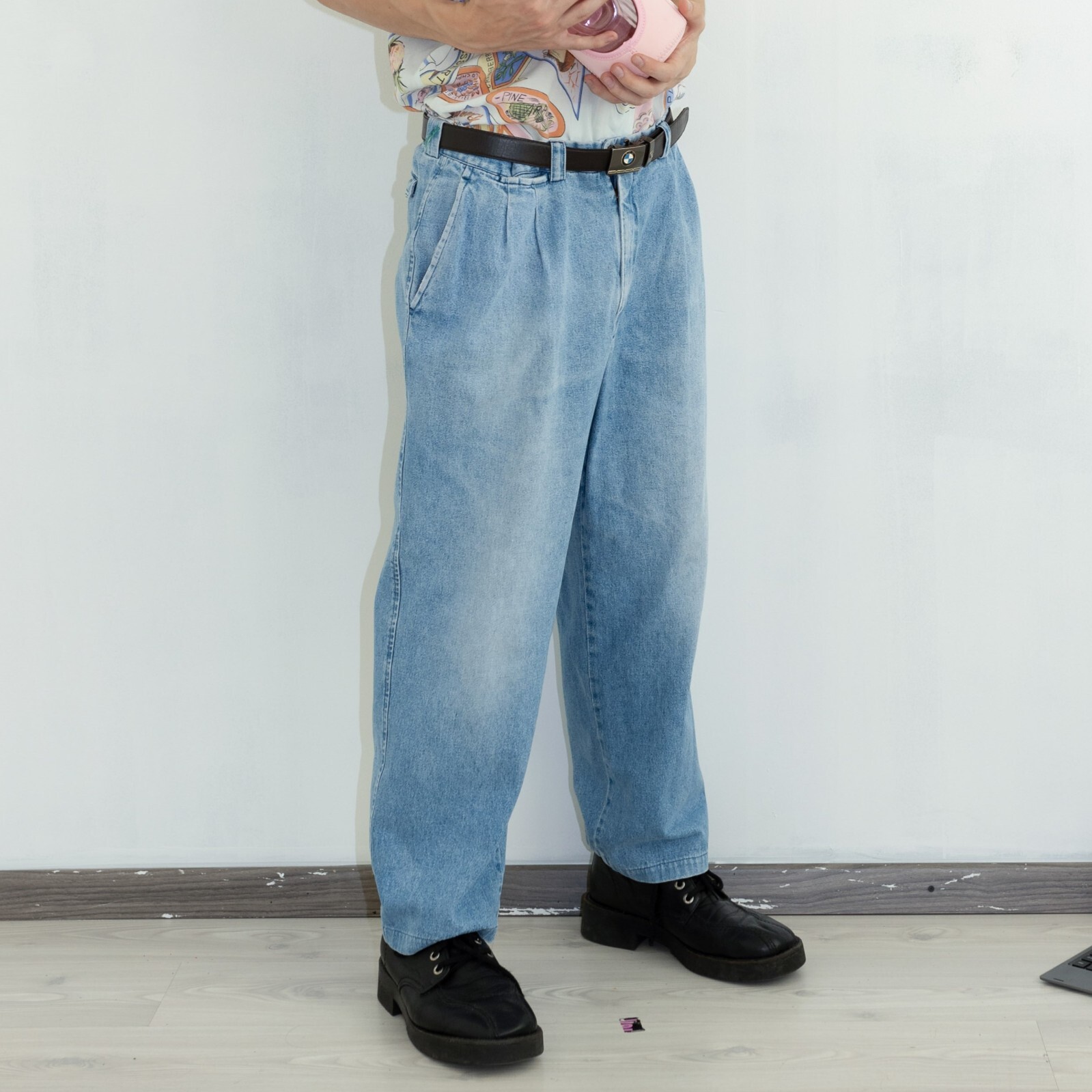 【BOK PLACE】Cut V-Line Washing Vintage Balloon Denim PT $_57.JPG?set_id=880000500F