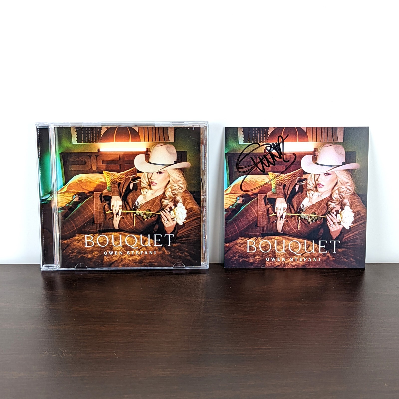 直筆サイン入り グウェンステファニー 「ブーケ」 CDアルバム ノーダウト Amazon.co.jp: Bouquet - Gwen Stefani: ミュージック