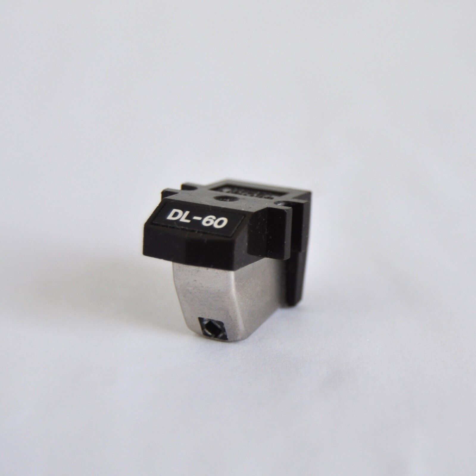 DENON DL-60 Cartrdge-PARTS ONLY- without Stylus No DENON DL-60 Cartrdge-PARTS ONLY- without Stylus No