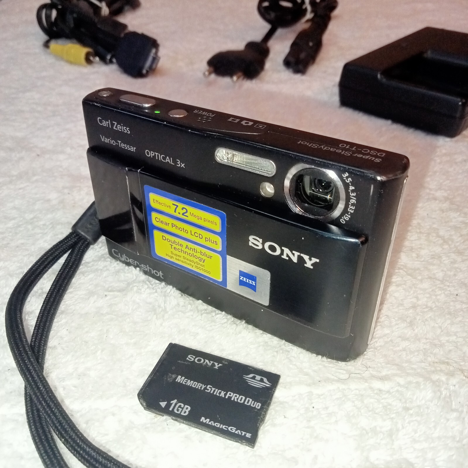 SONY Cyber−Shot T DSC-T10 デジカメ 2701 Amazon.com : Sony Cybershot DSC-T10 7.2MP Digital Camera