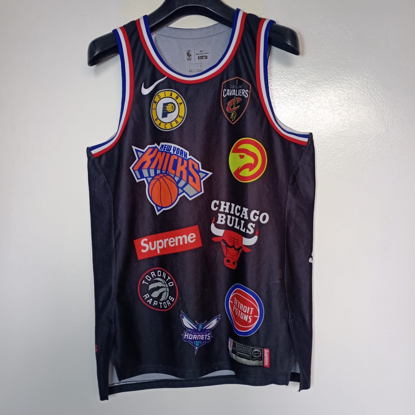 2018ss■Supreme Nike NBA Teams Air Force 1 Mid★ナイキ シュプリーム エアフォース1 ミッド■ NIKEオンライン購入★ホワイト★28cm Supreme Nike NBA Teams Warm-Up Jacket (SS18) - $328