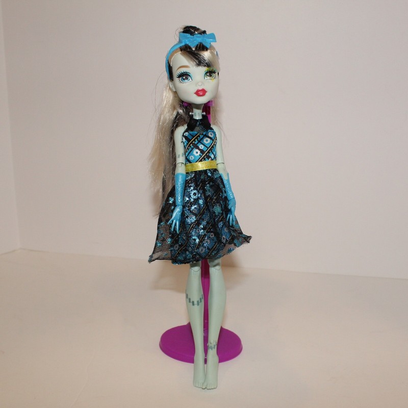 welcome to monster high frankie stein