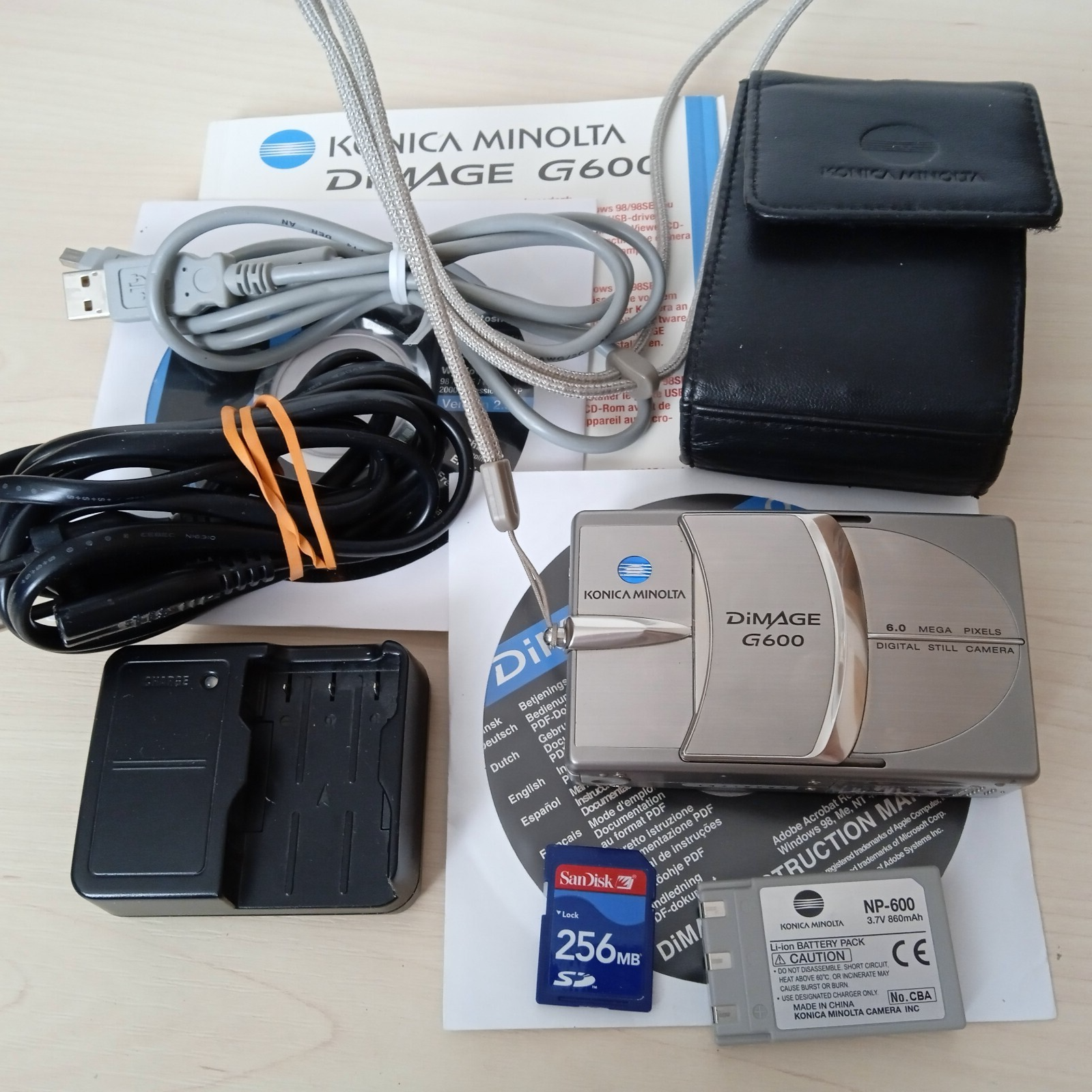 Konica Minolta Dimage G600 6 MP Digital Camera Tested
