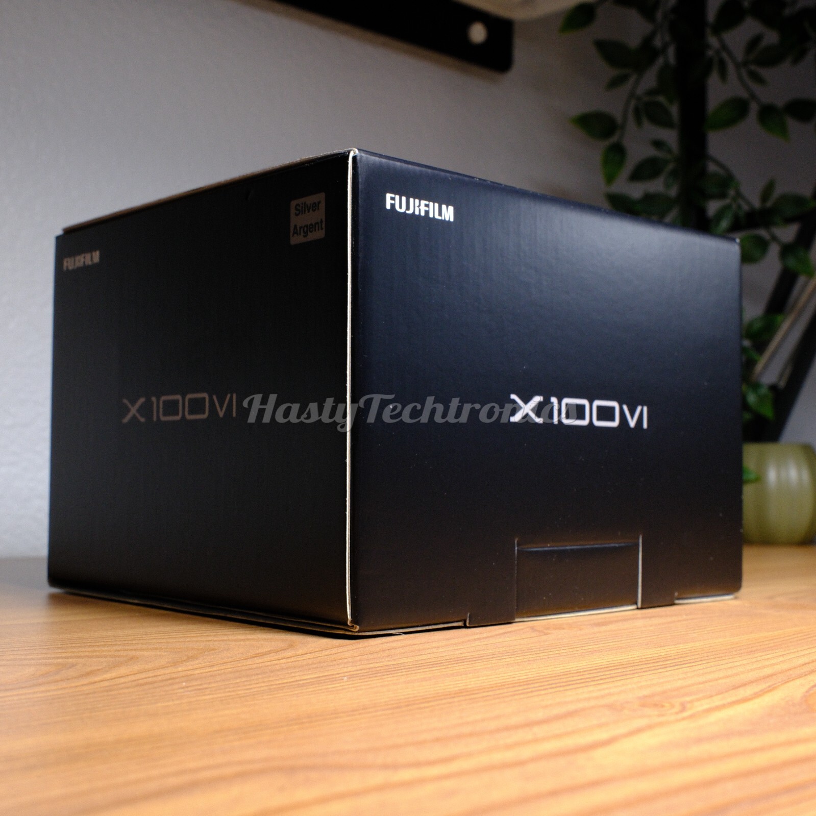 Fujifilm X-Series X100VI 40.2MP Compact Camera - Silver US Model IN HAND!