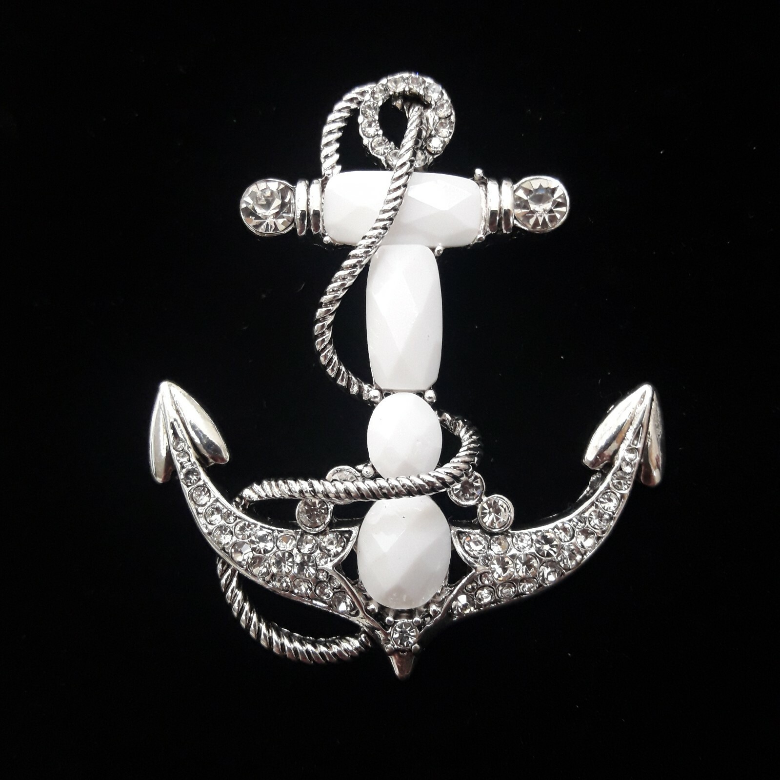 New Napier Silver Tone Ship Boat Anchor Pin