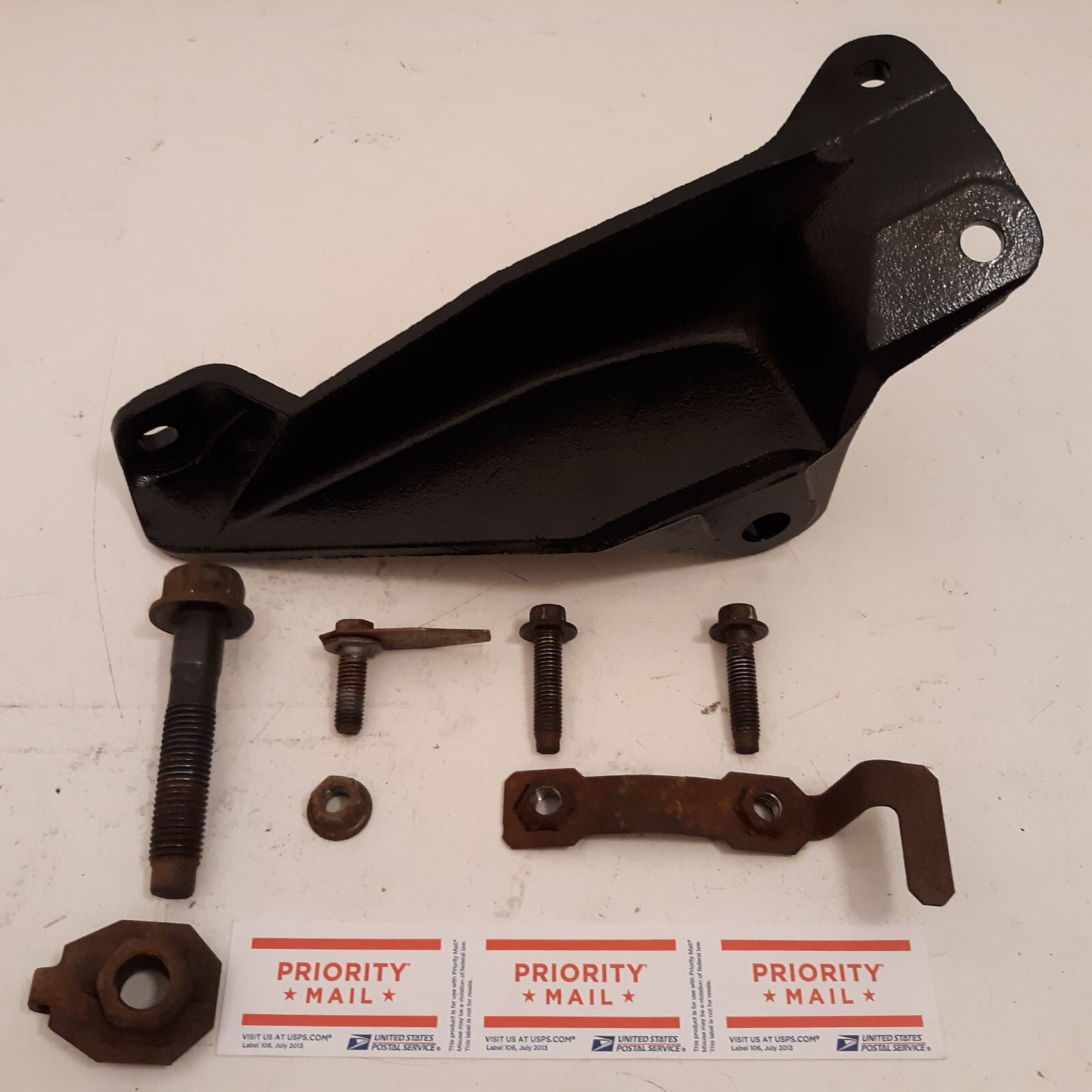 2000-2004 Ford Frame Mount Track Bar Bracket Super Duty F 2000-2004 Ford Frame Mount Track Bar Bracket Super Duty F