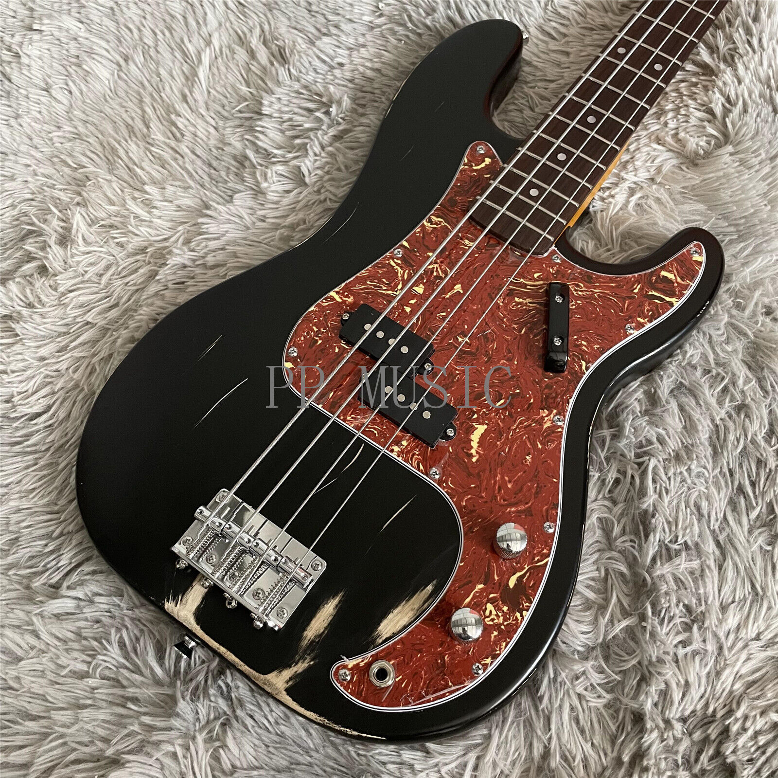 Vintage エレキギター born in States, developed Vintage 