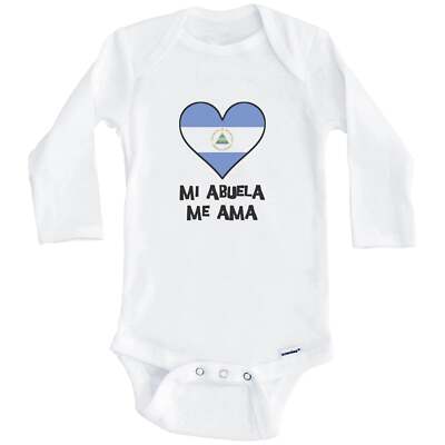 My Grandma Loves Me Spanish Language Nicaragua Flag Heart Baby Bodysuit