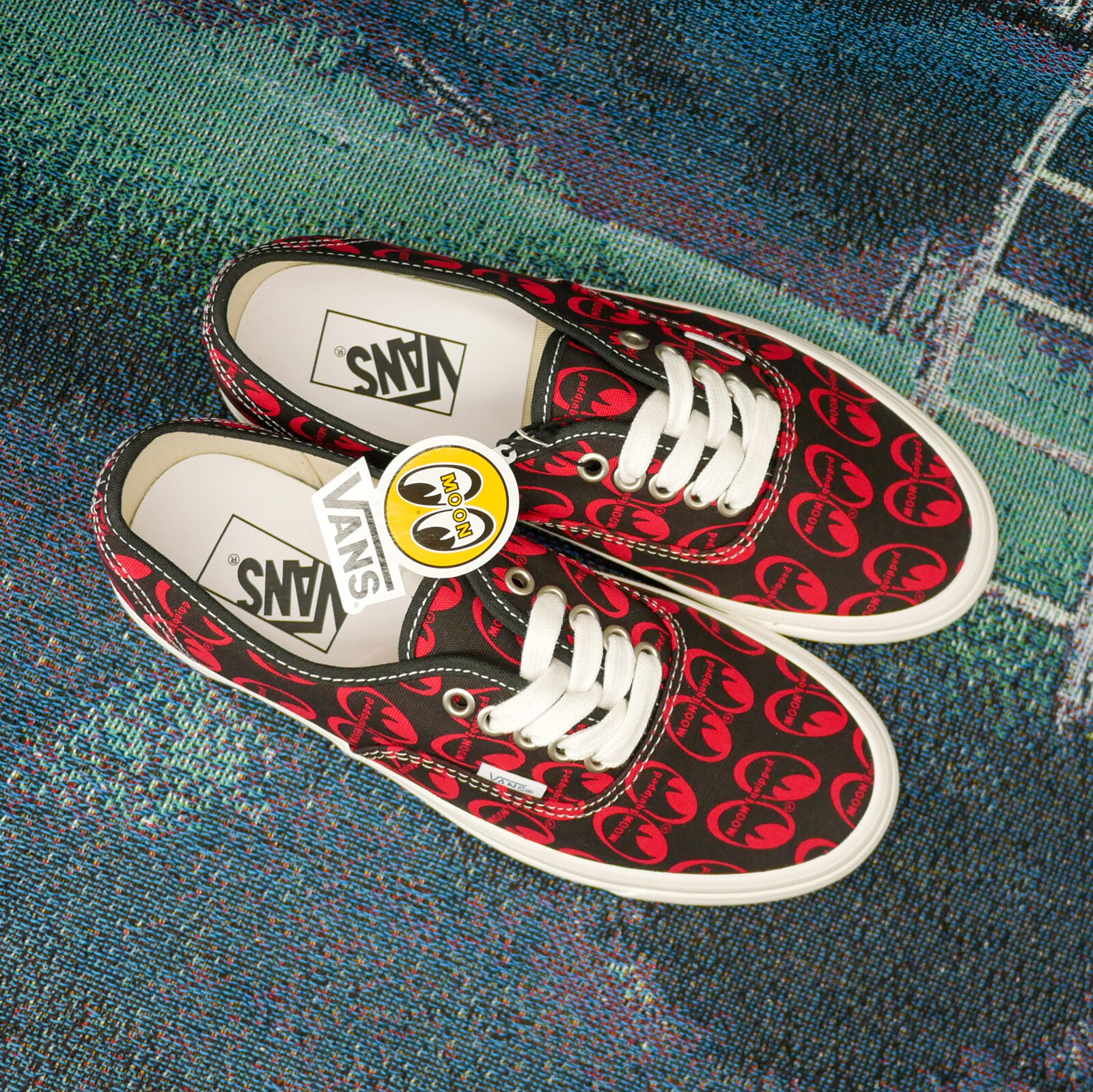Vans x Moon Eyes Authentic 44 DX Anaheim Factory Moon Vans x Moon Eyes Authentic 44 DX Anaheim Factory Moon