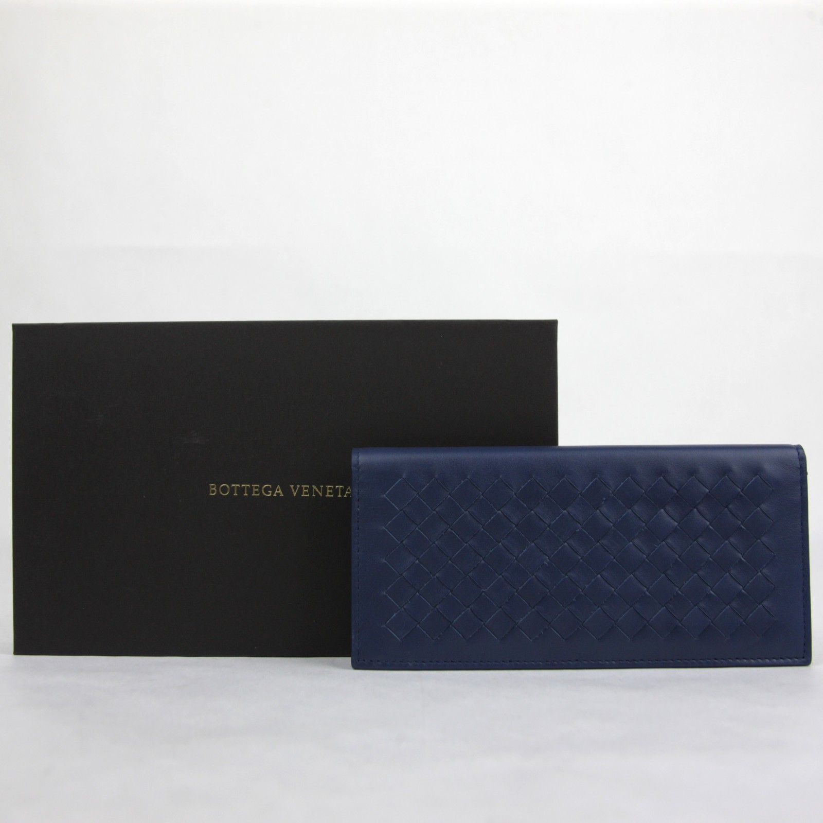 Pre-owned Bottega Veneta Men Navy Blue Leather Intercciaco Long Bifold Wallet 390878 4111