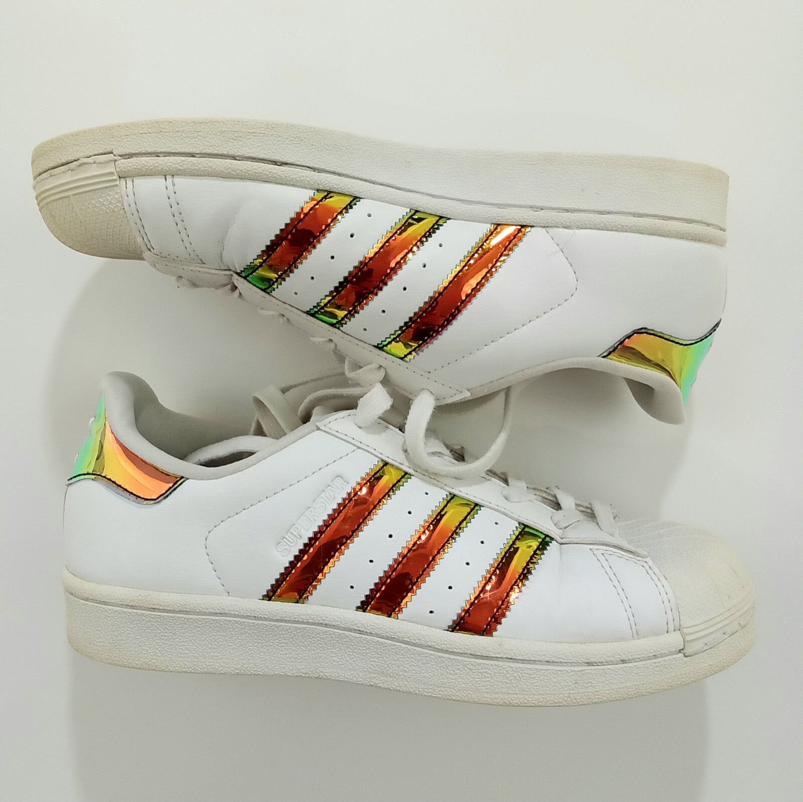 adidas Originals SUPERSTAR ペールヌード　24cm 3/23 発売！シューレースに様々な色使いのレースジュエルを