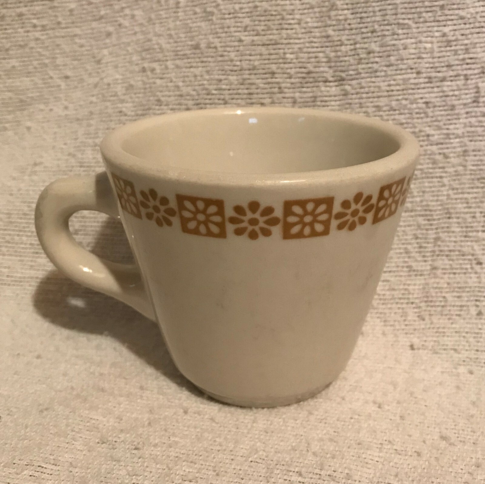 Vintage Shenango China Coffee Cups Mugs Daisy Dot Mustard Restaurant Ware