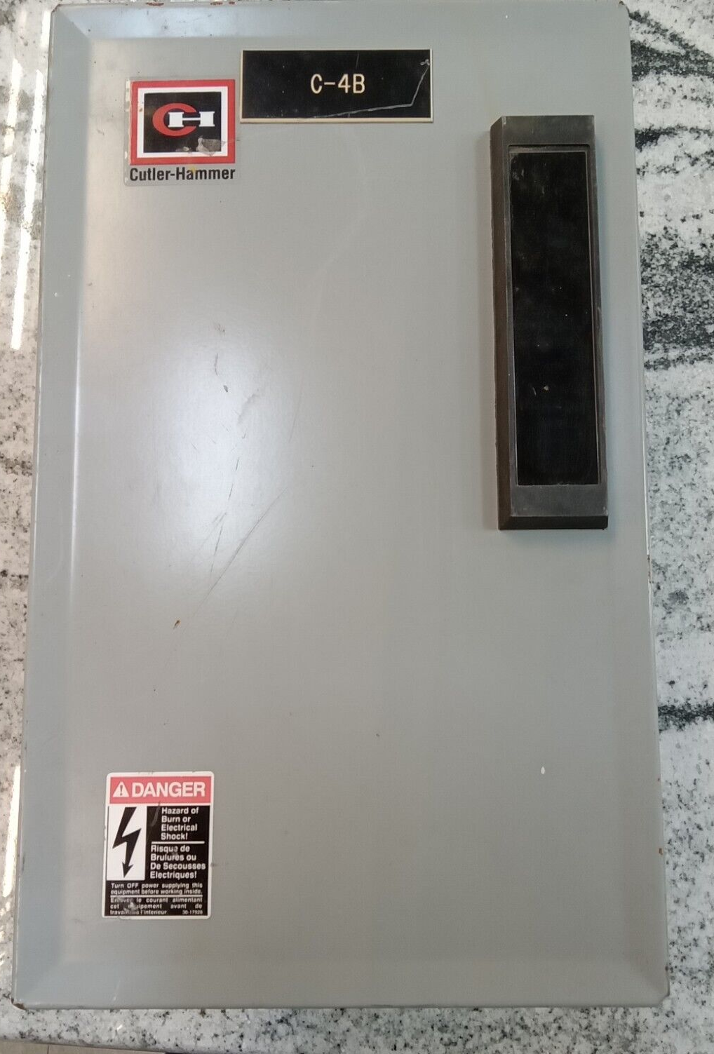 Cutler-Hammer LATCHED LIGHTING CONTACOR ECL04C1A3A A202K1DAM Cutler-Hammer LATCHED LIGHTING CONTACOR ECL04C1A3A A202K1DAM