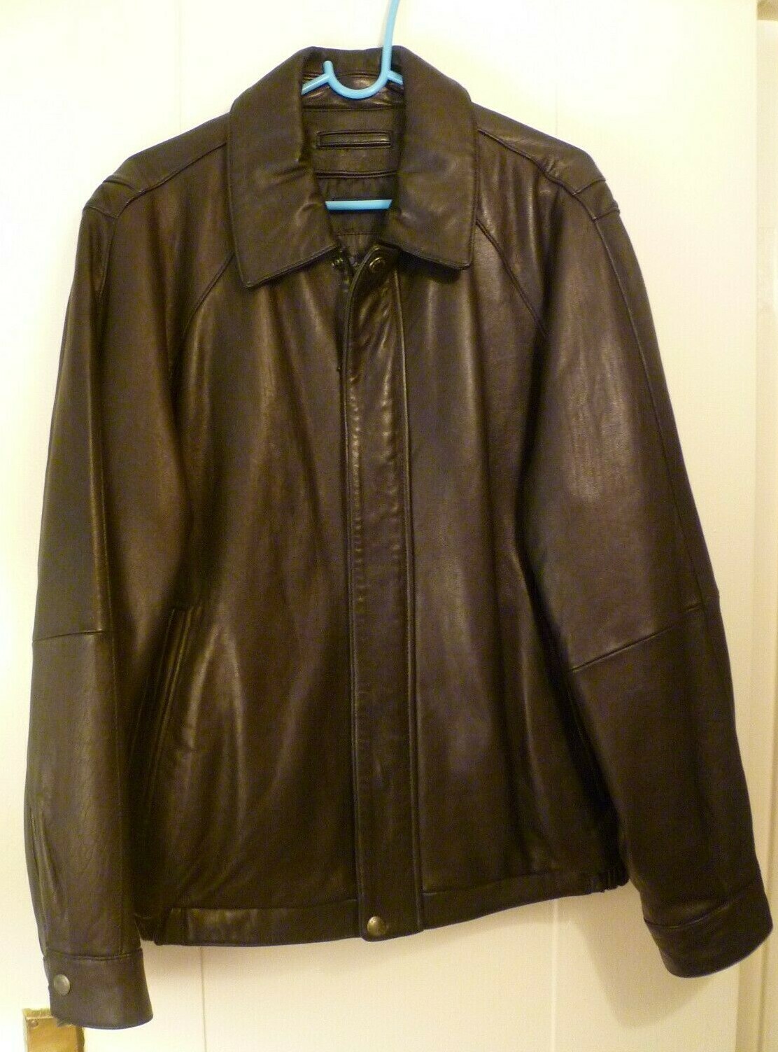Claiborne Black Lambskin Waist Length Leather Jacket, Size L Claiborne Black Lambskin Waist Length Leather Jacket, Size L