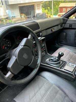 image 4 of interior