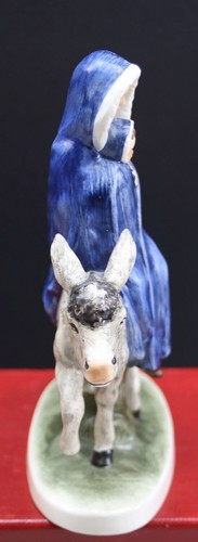 Goebel "Flight Into Egypt" figurine # ROB 405/A Mary, Baby Jesus on Donkey TMK5