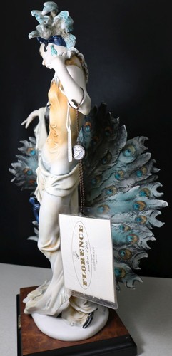 GIUSEPPE ARMANI 18.5” ISADORA 633C LADY W/ PEACOCK W/BOX 1082/3000 FREE SHIPPING