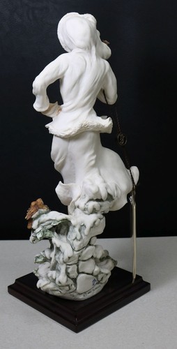 Giuseppe Armani Winter-Snow Flake Sculpture Figurine Retired #0235F ~ New in Box
