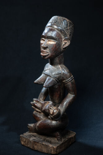 Yombe, Phembe Maternity Statue, Democratic Republic of Congo, Central Africa