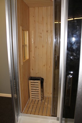 Steam Shower Dry Sauna Right corner,Bluetooth.6 Year USA Warranty.