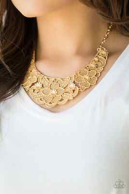 Paparazzi PETUNIA PARADISE gold necklace