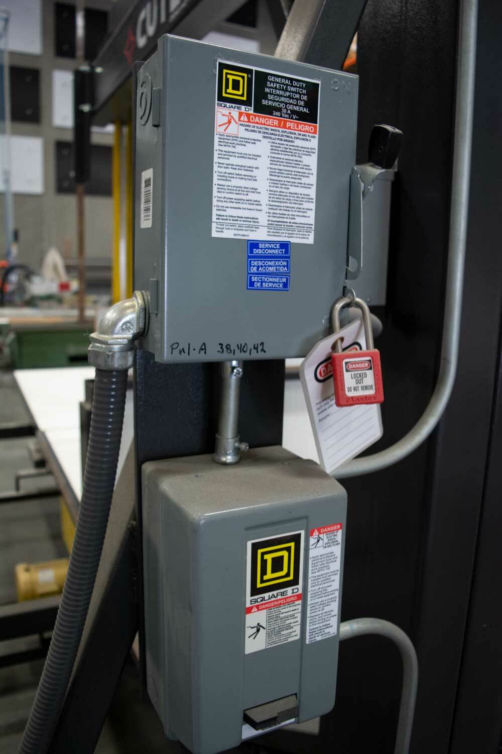 Cutlas Vertical Foam Cutting Band Saw