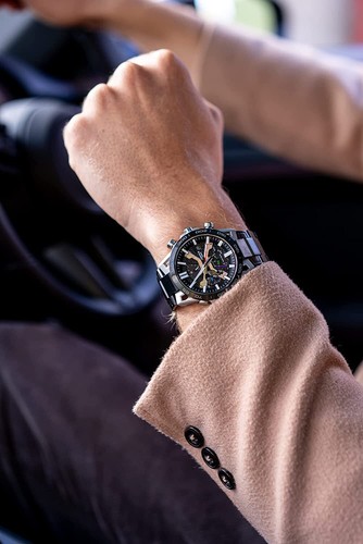 Pre-owned Casio Edifice Sospensione Eqb-2000ydc-1ajf Chrono Bluetooth Solar Watch Men