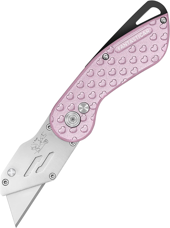 Cute Box Cutter, Chic Hearts Pattern On Met