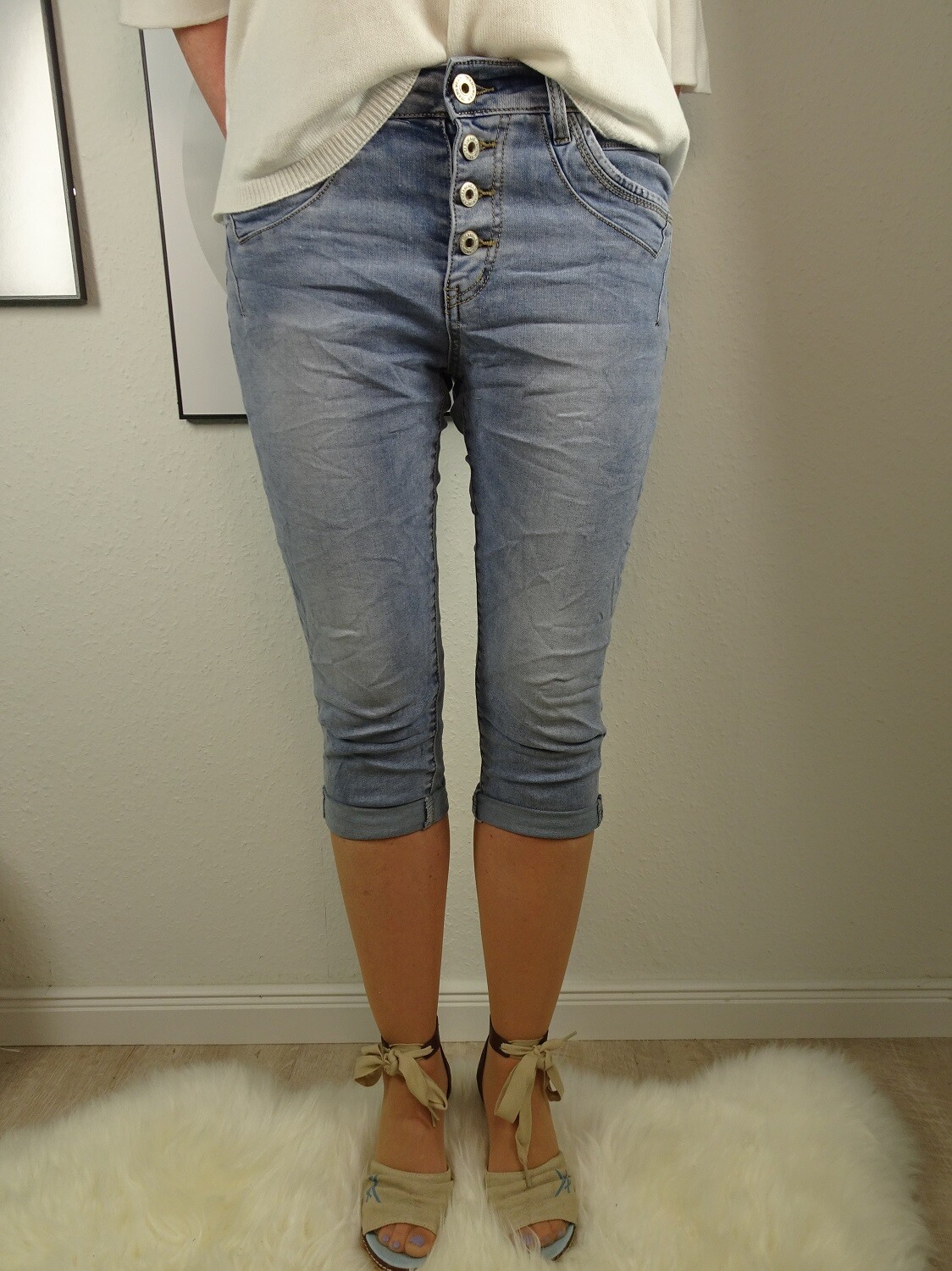 Jewelly Bermuda Shorts Capri Krempelhose Stretch Denim Jeans offene Knopfleiste