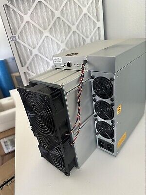 USED Antminer K7 63.5Th 3080W CKB miner with PSU