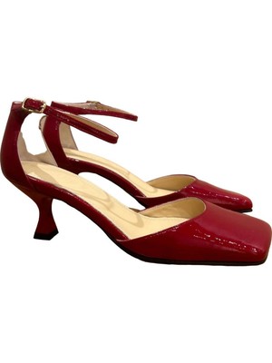 Pre-owned Souliers Martinez Women's Fabiola Pumps In Berry - Size 38 In Red