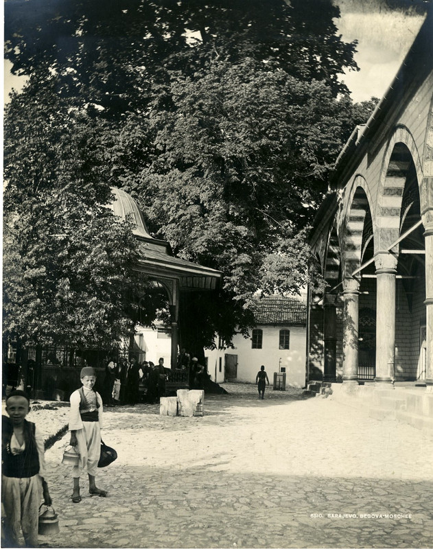 Bosnie-HerzÃ©Govine, Sarajevo, Begova MoschÃ©E Bosnia And Herzegovina. Vintage Pri