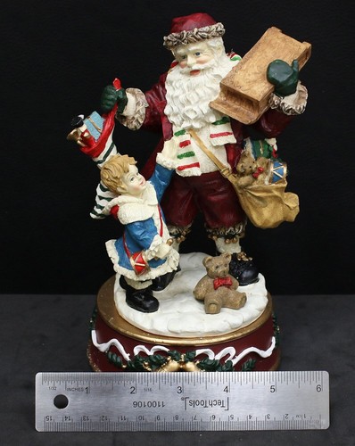 Music Box~Santa in Red Suit & Young Boy ~ Plays  Santa Clause is Coming to Town