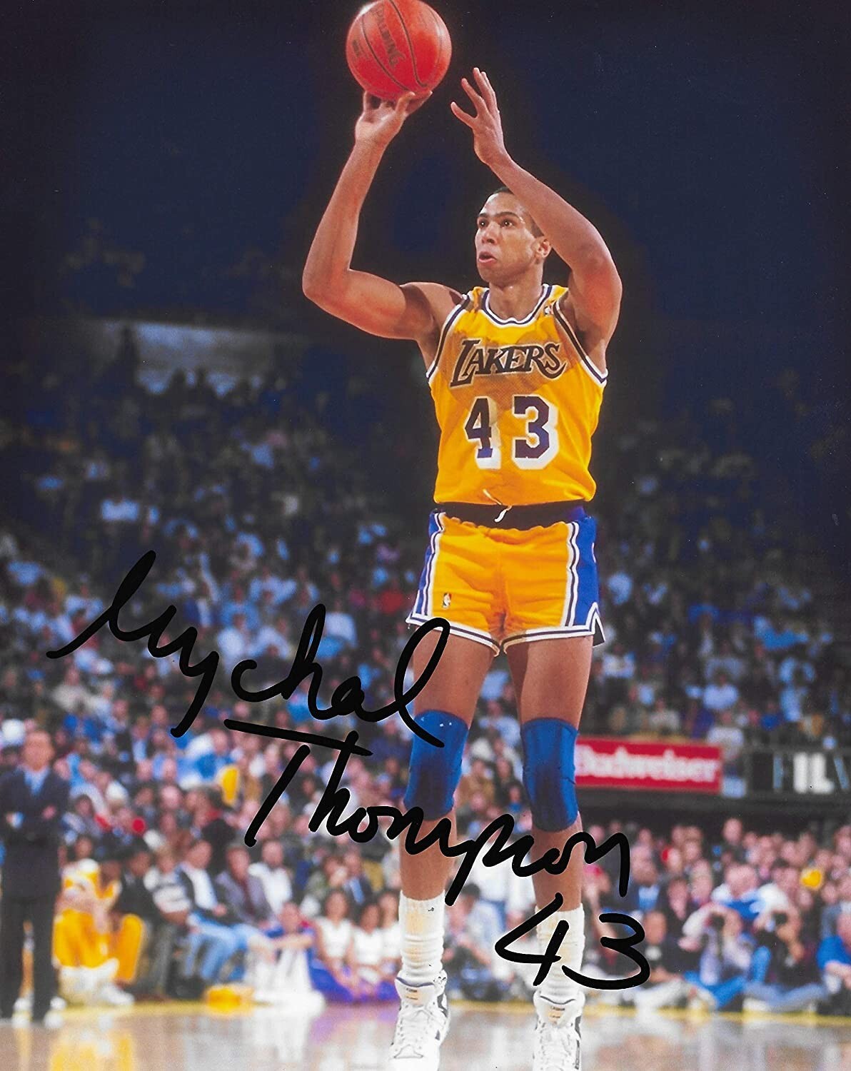 Mychal Thompson Los Angeles Lakers signed basketball 8x10 photo proof COA Mychal Thompson Los Angeles Lakers signed basketball 8x10 photo proof COA
