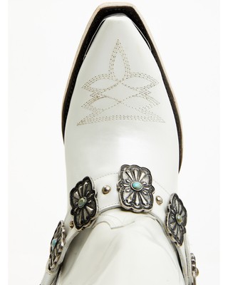 Pre-owned Lane Women's Boot Barn X The Mrs. Satin Pearl Western Bridal Snip Toe - In White