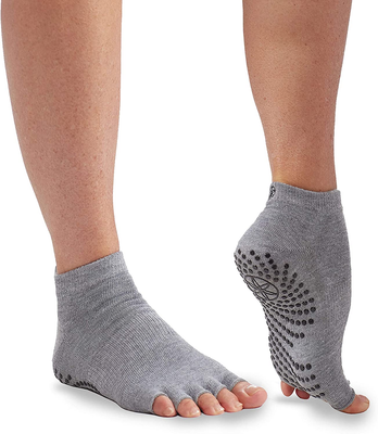  Toesox Womens Low Rise Half Toe Grip Socks Non-Slip Pilates Grip  Socks, Barre & Yoga Socks