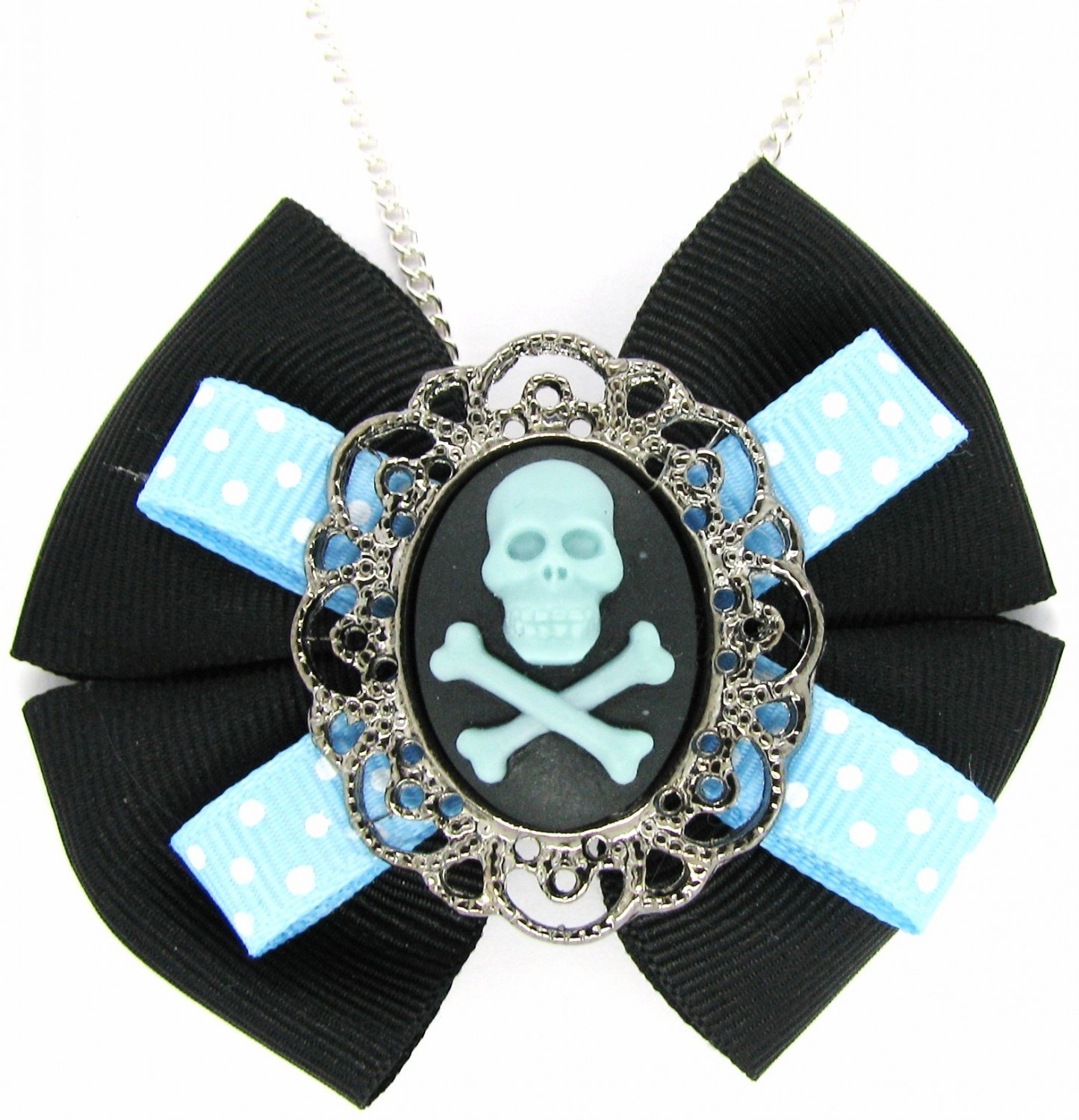 Schmuck Damen Cameo Skull Anhänger mit Kette silberfarbend, auf schwarzem Unterg