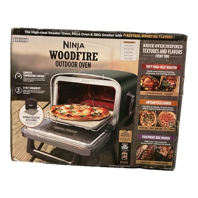 Уличная электрическая печь для пиццы Ninja Woodfire 8-в-1 с высокой температурой обжарки при температуре 700°F