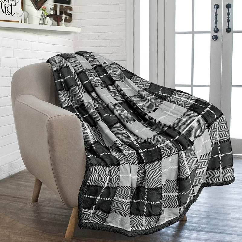 PAVILIA Dark Grey Plaid Sherpa Throw Blanket for Couch, Soft Plush Gray Flannel