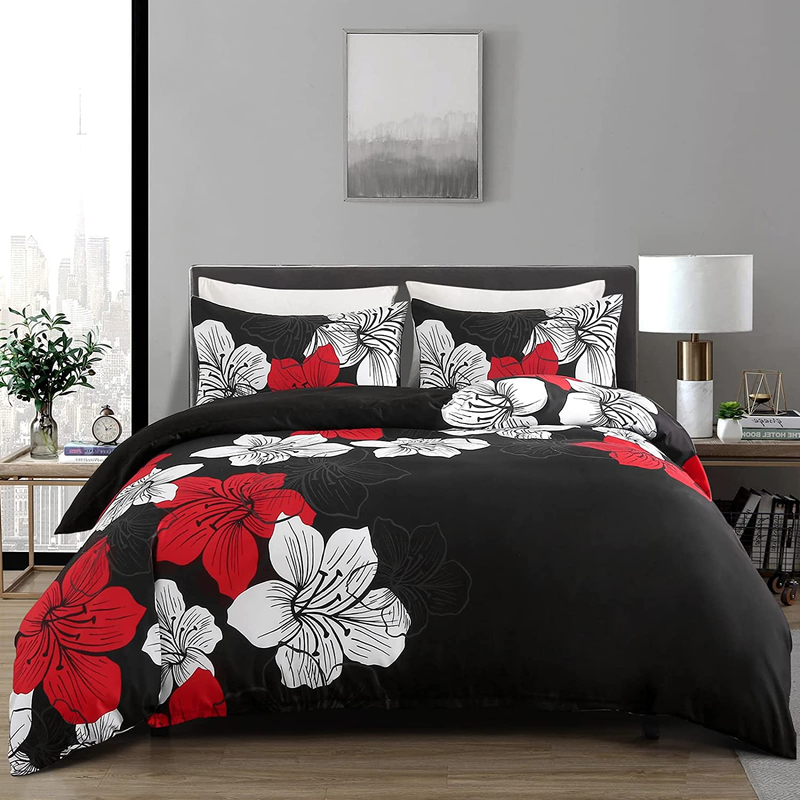 Queen - Red And White Floral Comforter With 2 Pillowcases