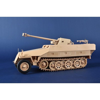 1/16 Trumpeter Sd.Kfz 251/22D Self-propelled Antitank Gun Vehicles Model Kits