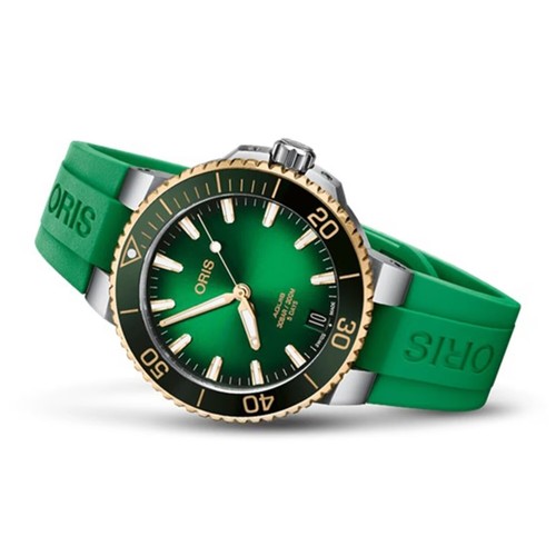 Pre-owned Oris 01 400 7769 6357-07 4 22 77fc Men's Aquis Date Green Dial Automatic Watch