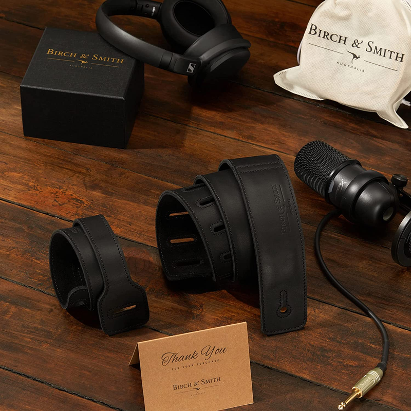 Birch ＆ Smith フルグレインレザーギターストラップ フォームパッド入り エレクトリック/アコースティック/ベースギターに最適 (幅2インチ カーボンブラック) BIRCH \u0026 SMITH Full Grain Leather Guitar Strap,