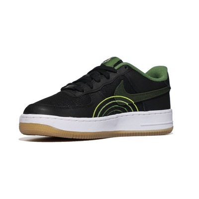 

Кроссовки и кроссовки для мальчиков Nike Kids Air Force 1 LV8 1 (GS) (Big Kid)