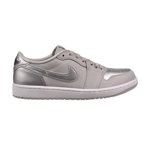 靴 Nike GS Air Jordan 1 Low \"Medium Grey\" Jordan 1 Low SE Medium Grey Cool Grey White