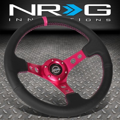 ГОНОЧНОЕ РУЛЕВОЕ КОЛЕСО NRG ИЗ АЛЮМИНИЯ ТОЛЩИНОЙ 350 ММ С 3-ДЮЙМОВЫМ УГЛУБЛЕНИЕМ, КОЖАНАЯ РУЧКА ЦВЕТА ФУКСИИ.