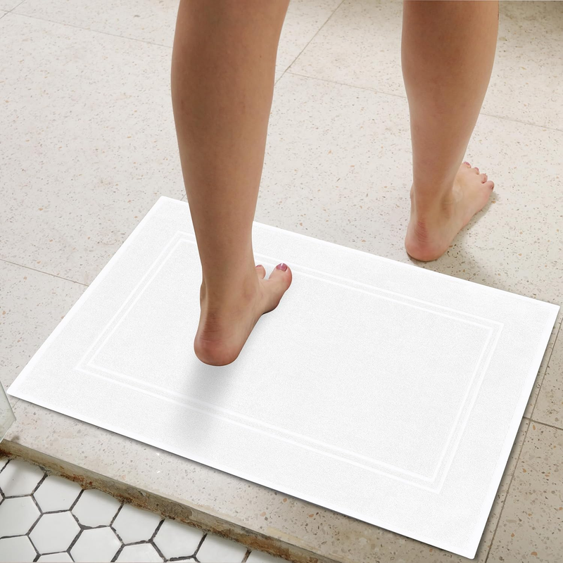 Pack of 2 Bath Mats 100% Cotton, 20 X 32 Inches, Super Absorbe...